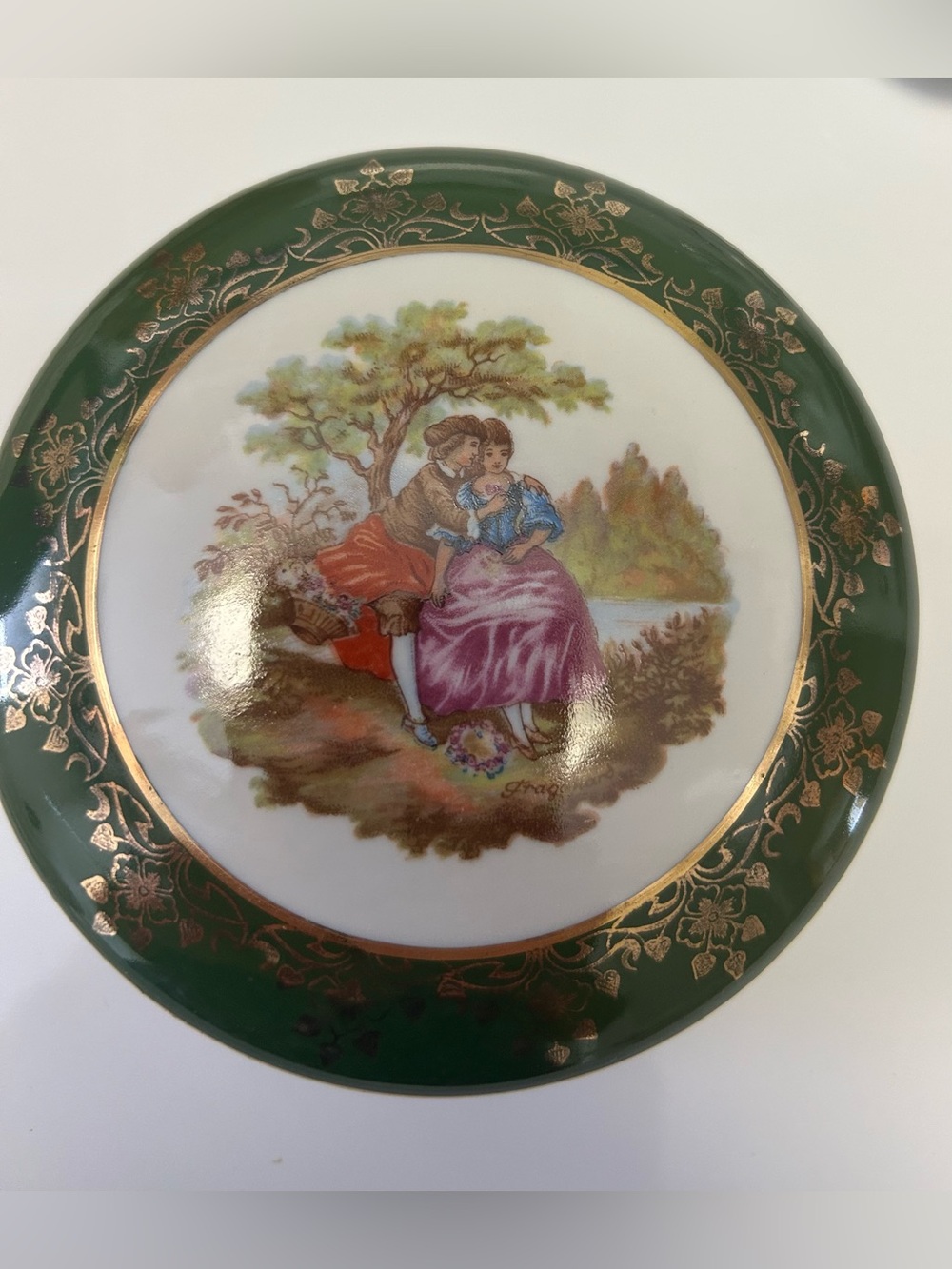 Antique Tressemann & Vogt (T&V Limoges France Box w/Lid Vintage Trinket Box 4"